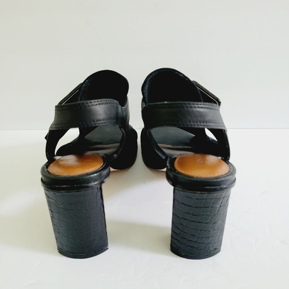 New Donald Pliner Suede Block Heel Sandals, Size 8 - Picture 5 of 7